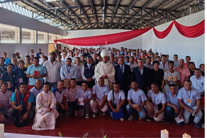 La Biblia sin Fronteras: Evangelización y esperanza en el Penal Río Seco