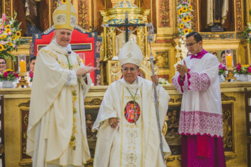 Ordenación Episcopal y toma de posesión canónica Monseñor Luciano Maza