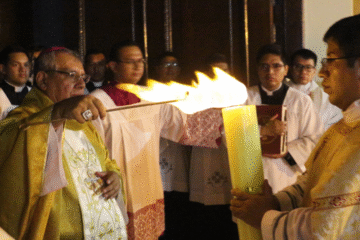 Monseñor Luciano Maza celebró sus primeras celebraciones de Pascua de Resurrección como Arzobispo