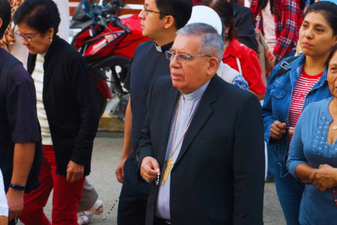Arquidiócesis de Piura y Tumbes se unen al Rezo del Rosario por la paz.